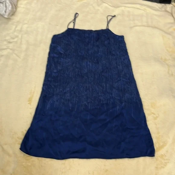 Vintage Anne Klein robe and nightgown - Picture 8 of 11